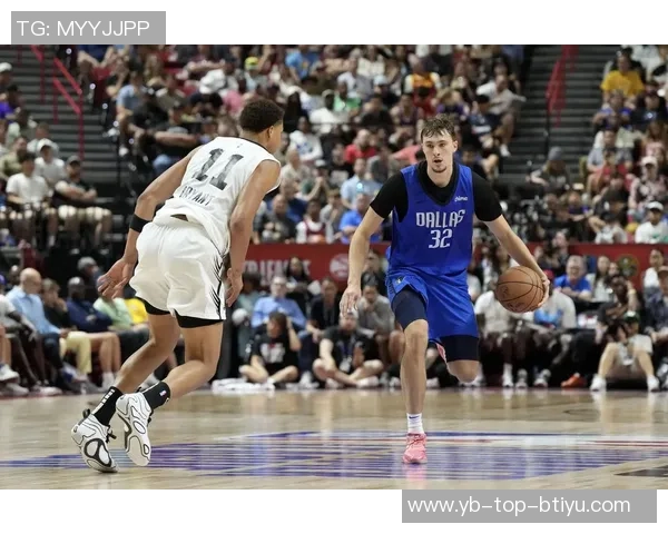 状元弗拉格表现不佳12投仅3中仅得10分7篮板6助攻2抢断1盖帽令人失望